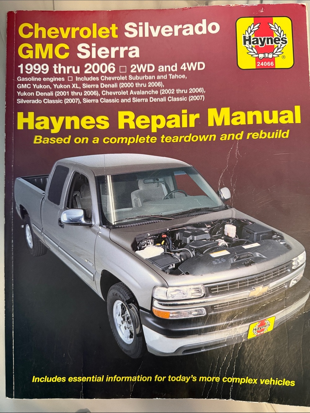 Chevrolet Silverado GMC Sierra Repair Manual by HAYNES. 1999-2006 2wd and 4wd